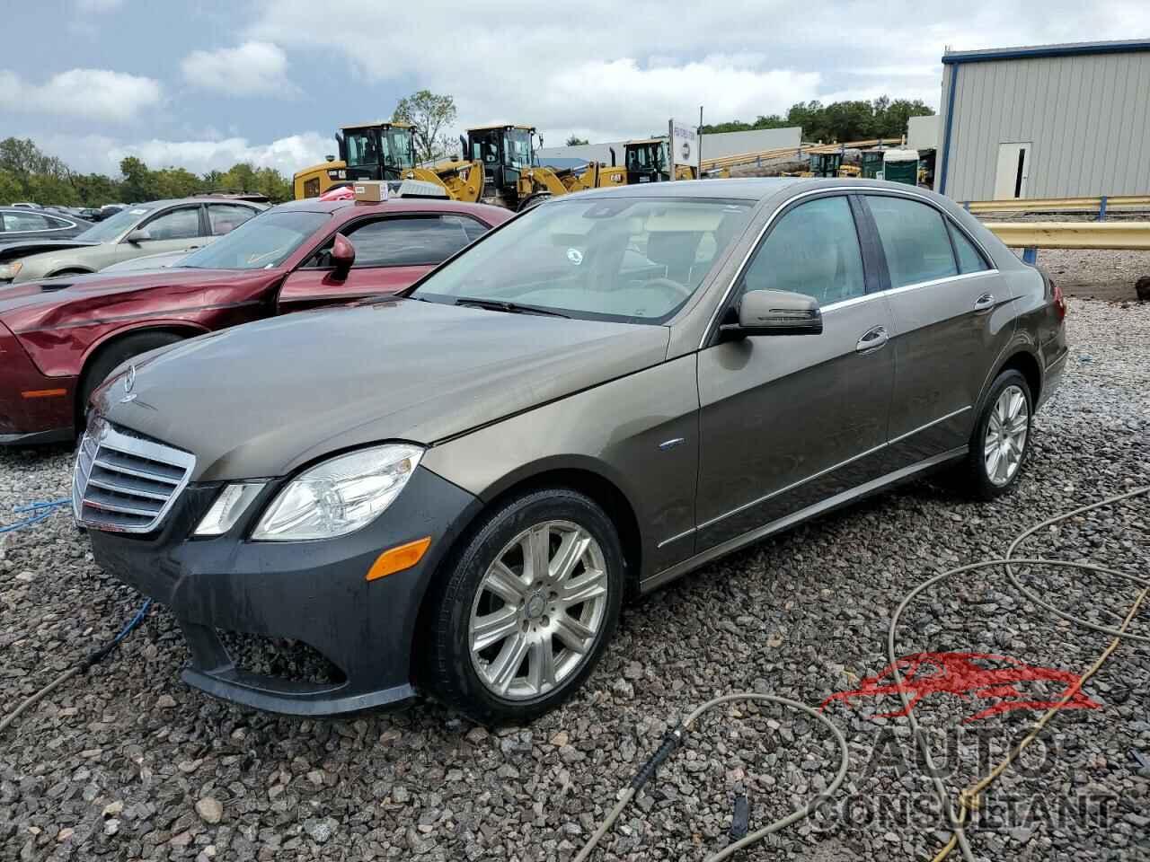 MERCEDES-BENZ E-CLASS 2012 - WDDHF5KB8CA593267