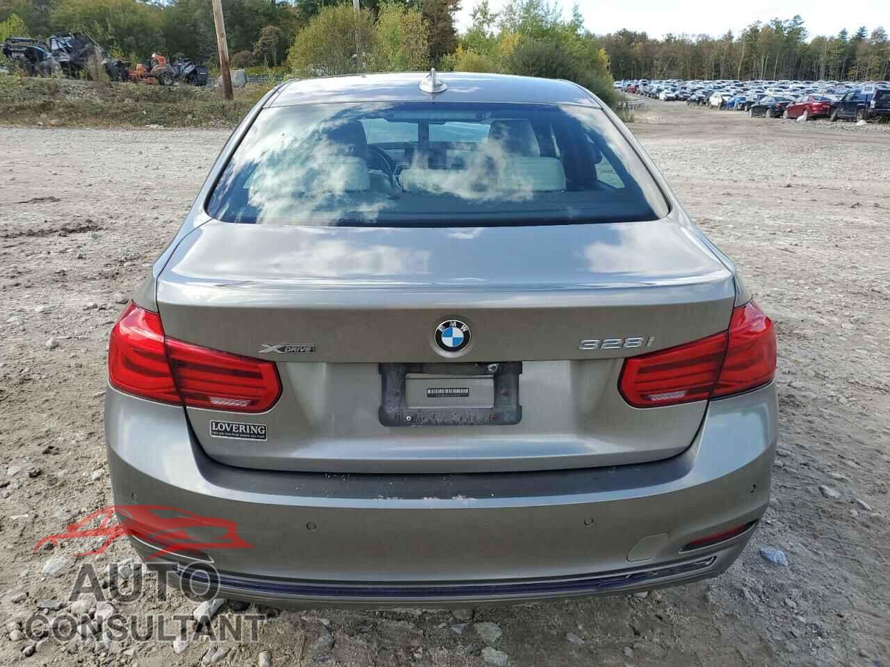 BMW 3 SERIES 2016 - WBA8E3G54GNU02749