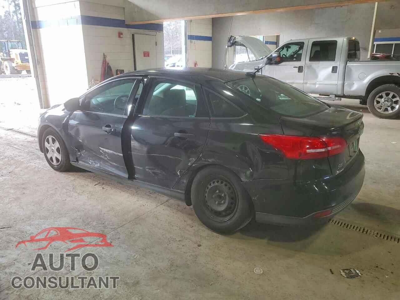 FORD FOCUS 2015 - 1FADP3E27FL286449