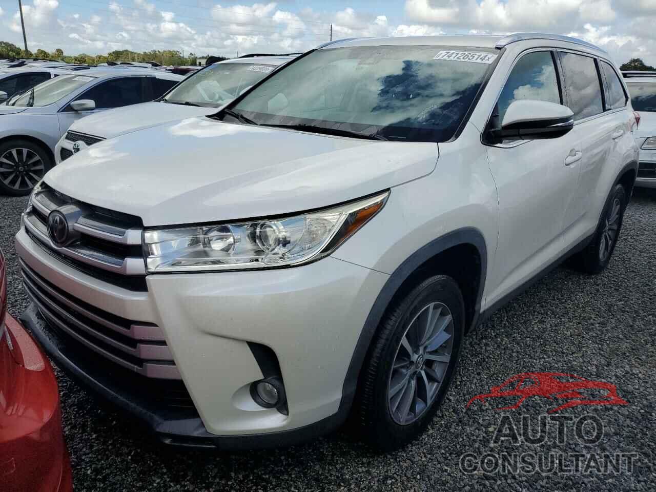 TOYOTA HIGHLANDER 2019 - 5TDKZRFH5KS571225