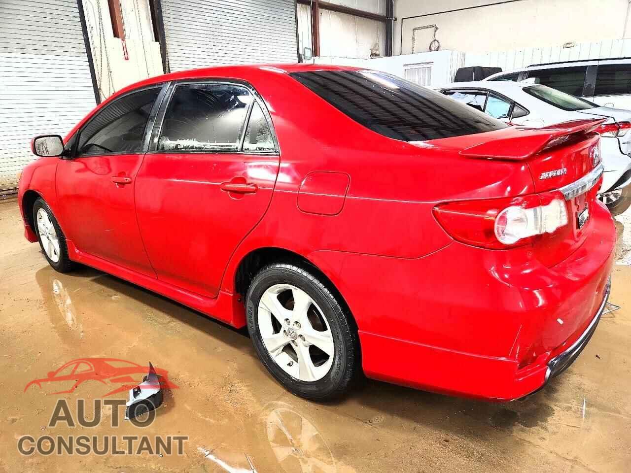 TOYOTA COROLLA 2013 - 2T1BU4EE7DC117823
