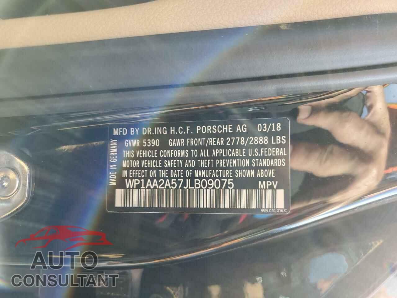 PORSCHE MACAN 2018 - WP1AA2A57JLB09075
