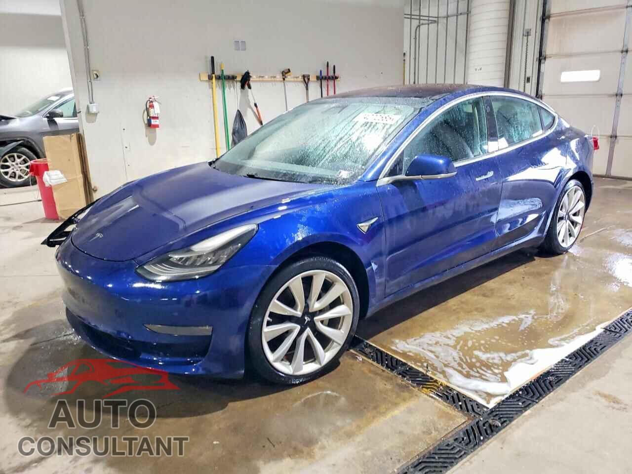 TESLA MODEL 3 2018 - 5YJ3E1EA2JF060029