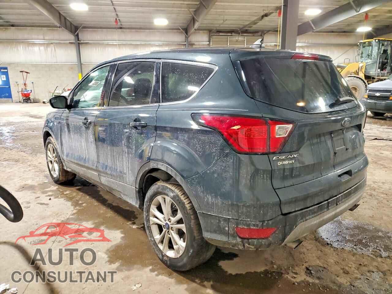 FORD ESCAPE 2019 - 1FMCU9GD8KUB74355