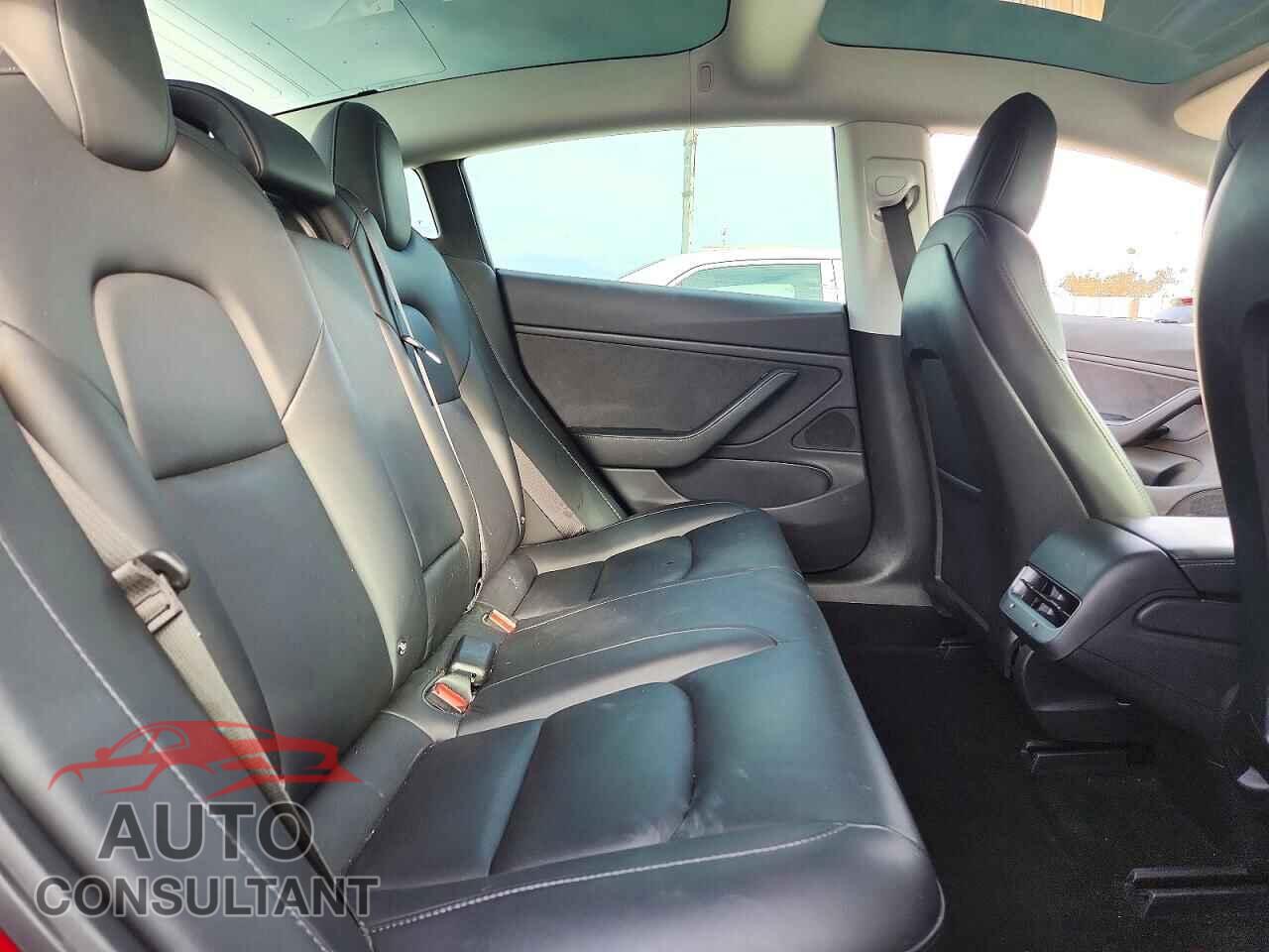 TESLA MODEL 3 2018 - 5YJ3E1EB5JF114805