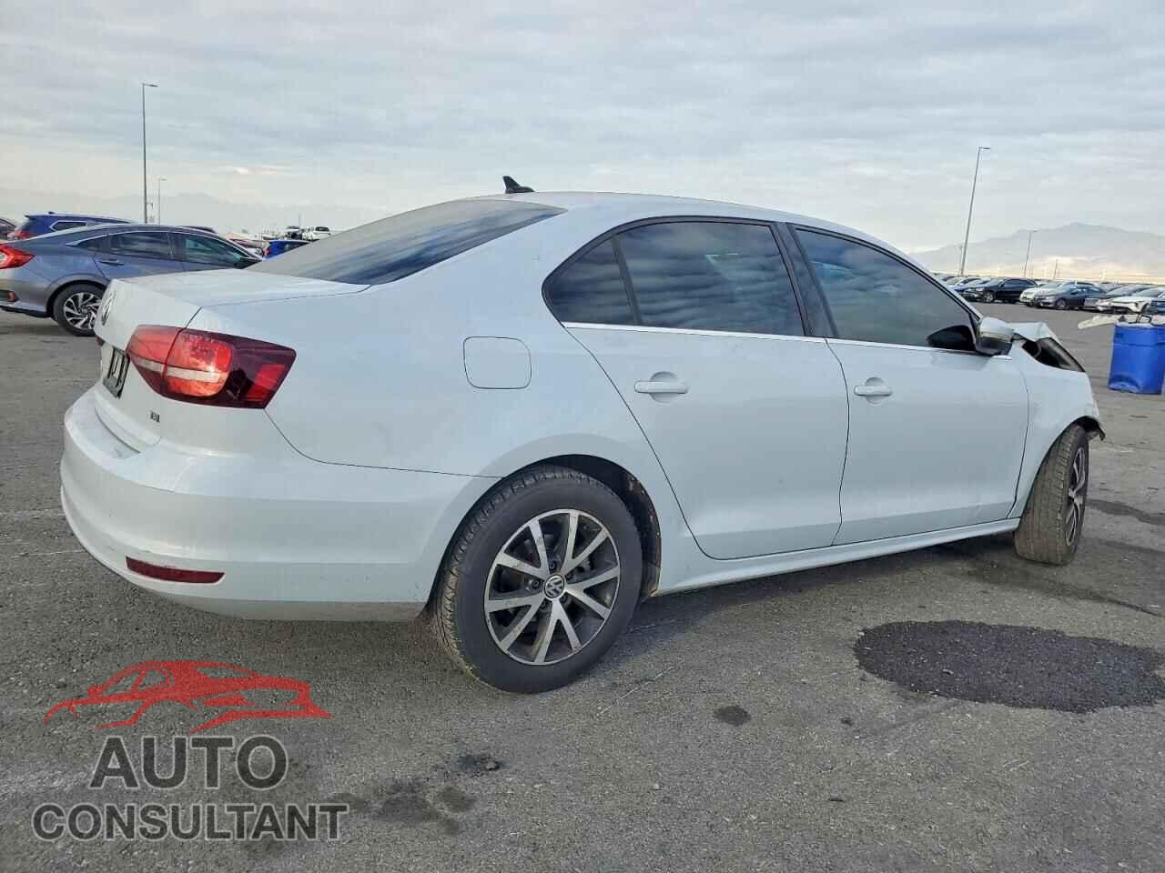 VOLKSWAGEN JETTA 2017 - 3VWDB7AJ1HM348469