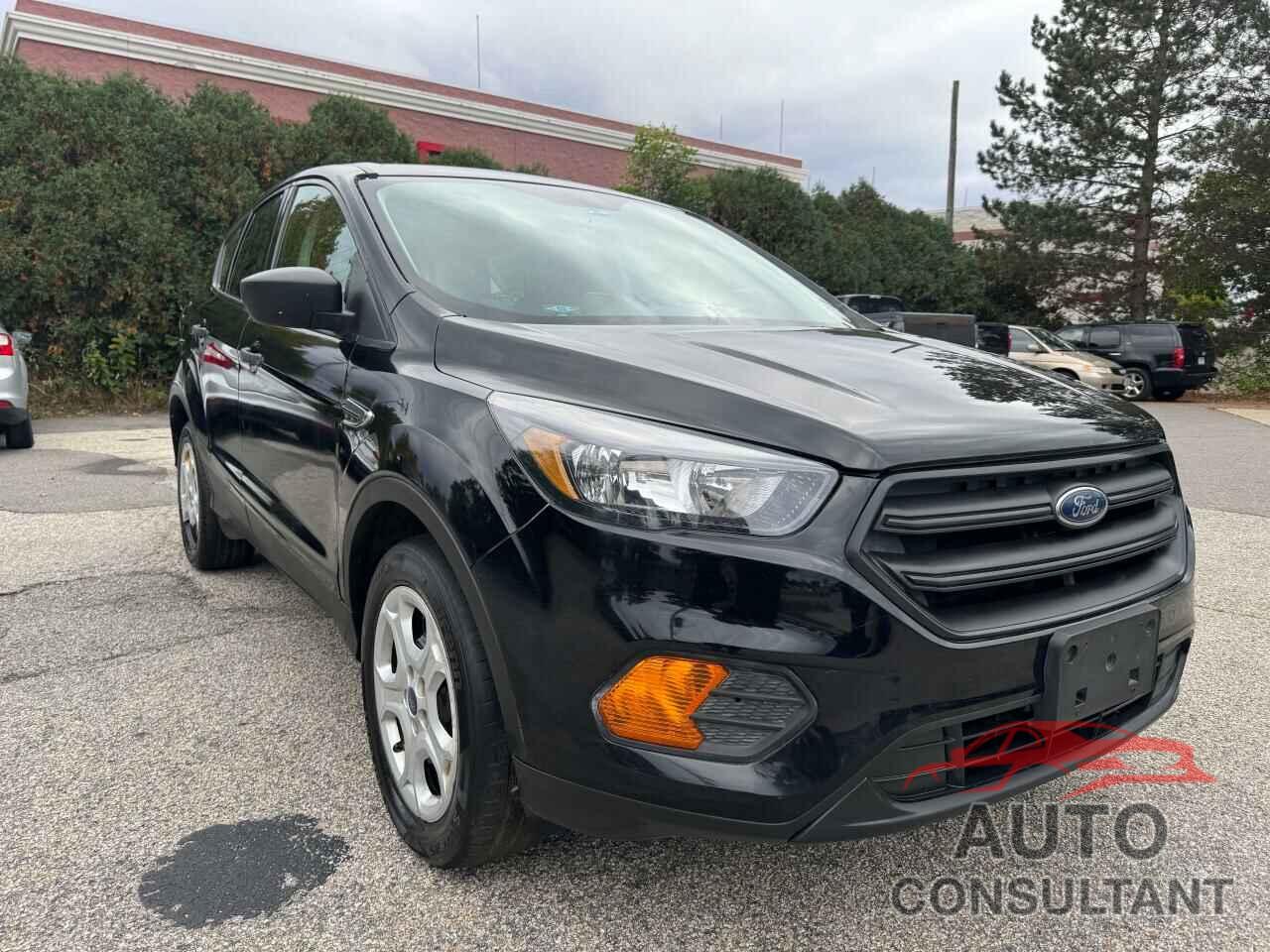 FORD ESCAPE 2018 - 1FMCU0F7XJUA32921