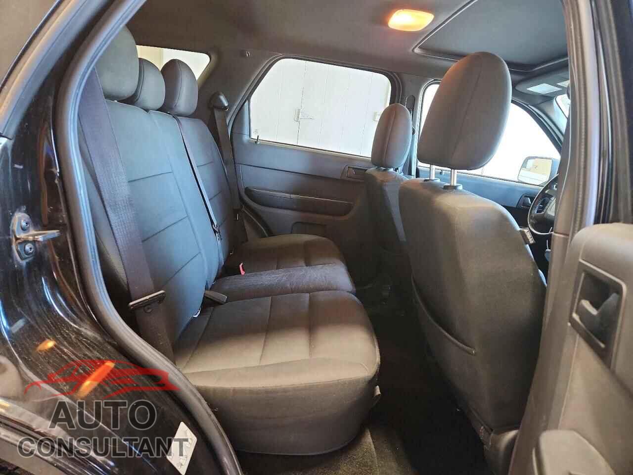 FORD ESCAPE 2012 - 1FMCU9DG6CKC39439