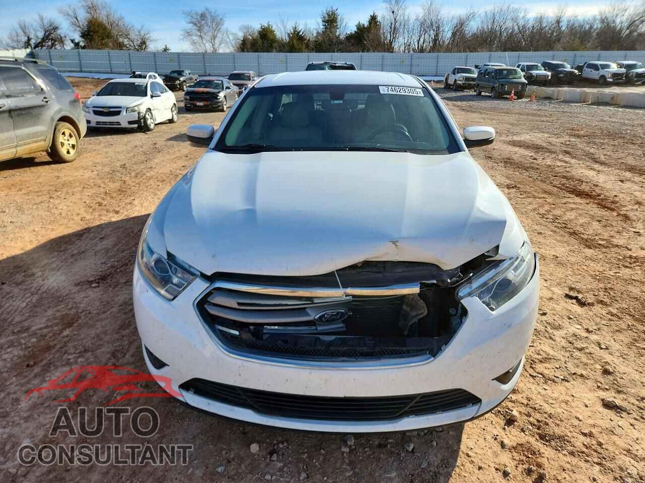 FORD TAURUS 2017 - 1FAHP2E81HG121752