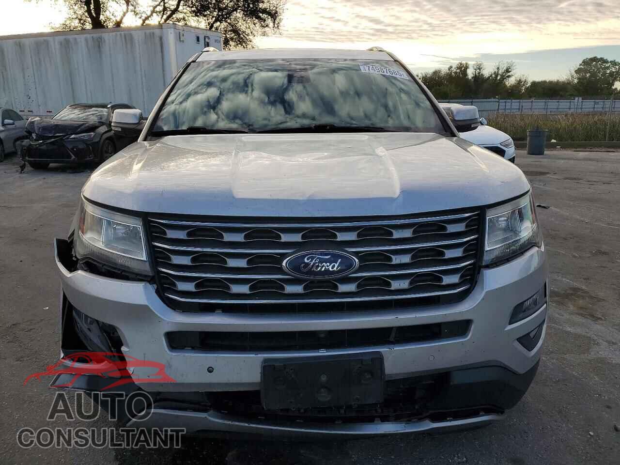 FORD EXPLORER 2017 - 1FM5K7F8XHGE27710