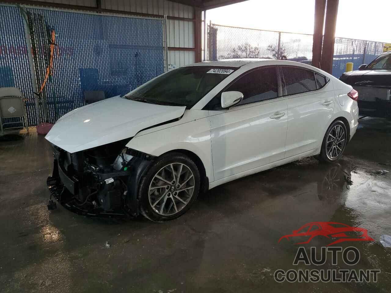 HYUNDAI ELANTRA 2019 - 5NPD84LF2KH467217