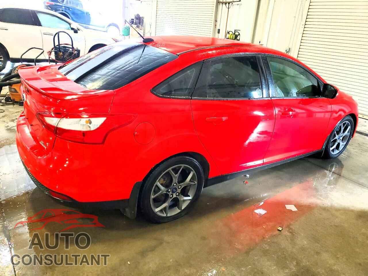 FORD FOCUS 2014 - 1FADP3F29EL174538