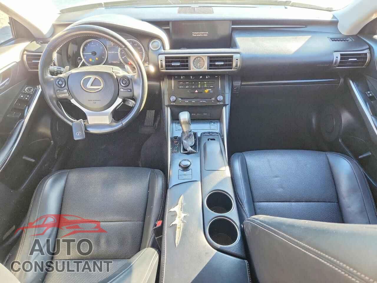 LEXUS IS 2014 - JTHCF1D23E5009331