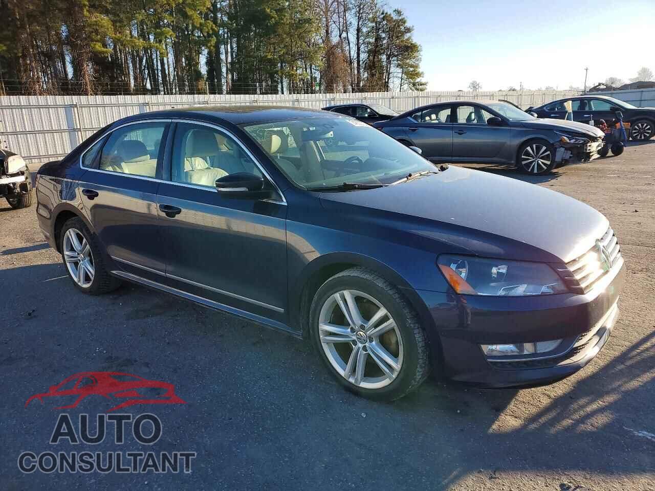 VOLKSWAGEN PASSAT 2014 - 1VWCS7A37EC033332