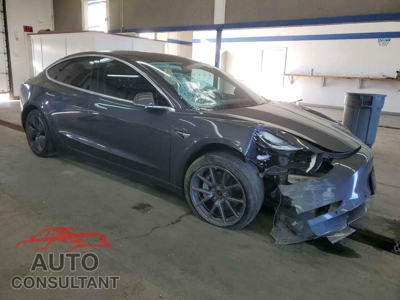 TESLA MODEL 3 2019 - 5YJ3E1EB7KF526581
