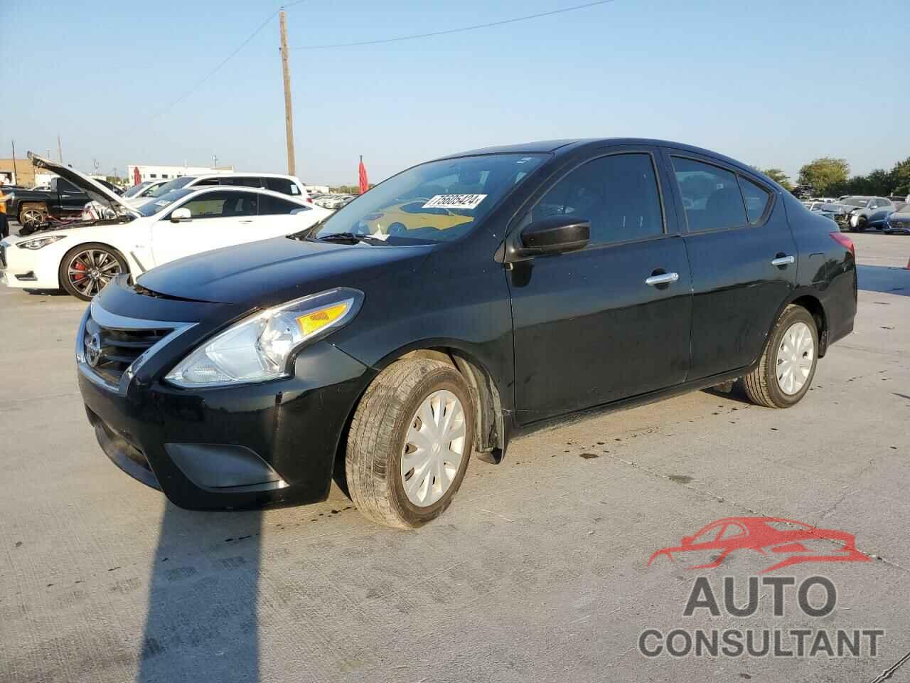 NISSAN VERSA 2019 - 3N1CN7AP7KL809264