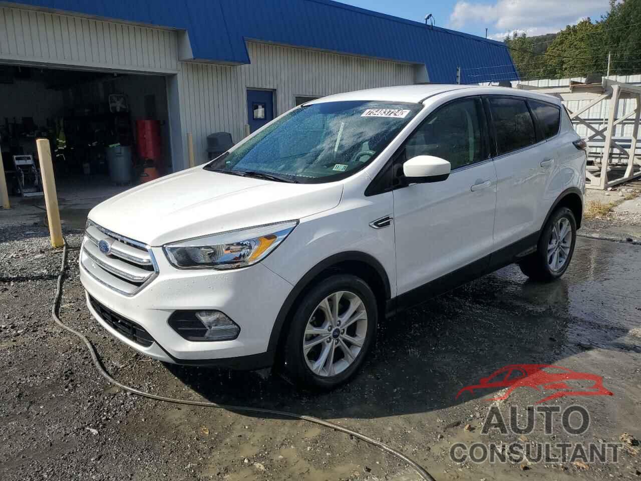 FORD ESCAPE 2017 - 1FMCU9GD6HUD94490