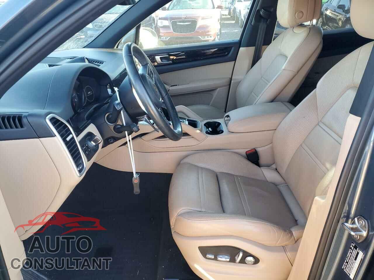 PORSCHE CAYENNE 2019 - WP1AA2AY7KDA00752
