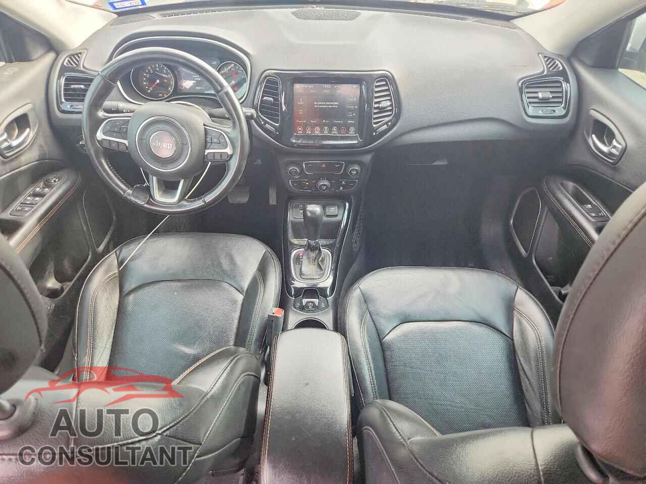 JEEP COMPASS 2020 - 3C4NJCCB0LT218626