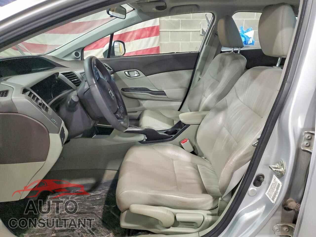 HONDA CIVIC 2012 - 2HGFB2F92CH536021