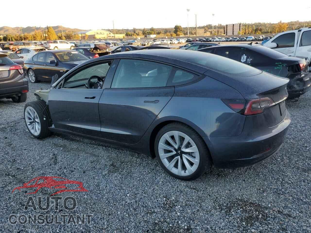 TESLA MODEL 3 2022 - 5YJ3E1EA5NF208972