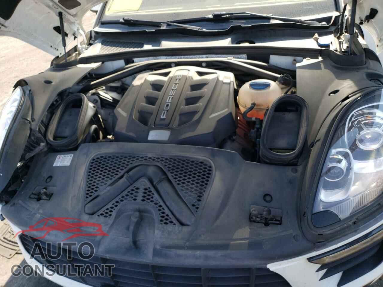 PORSCHE MACAN 2015 - WP1AB2A59FLB52465