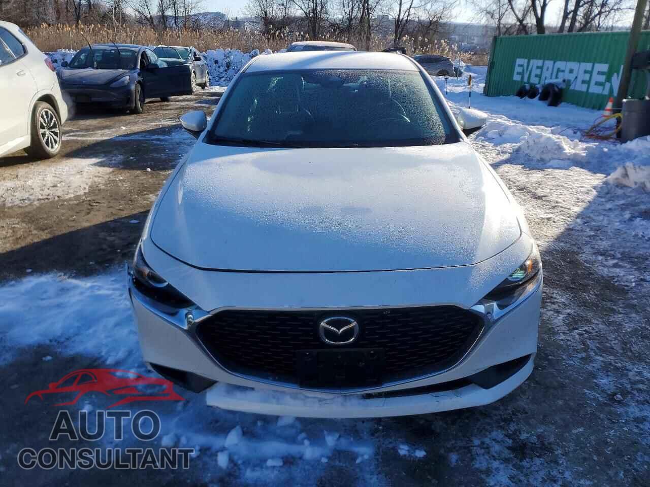 MAZDA 3 2022 - 3MZBPABL8NM312540