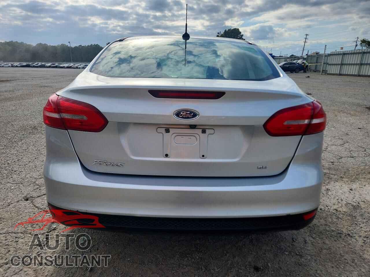 FORD FOCUS 2017 - 1FADP3F25HL331079
