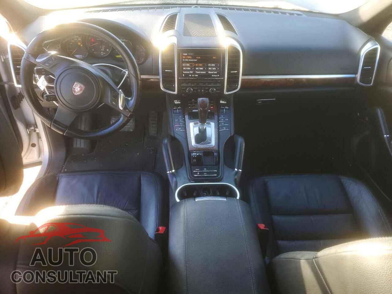 PORSCHE CAYENNE 2011 - WP1AA2A20BLA04823
