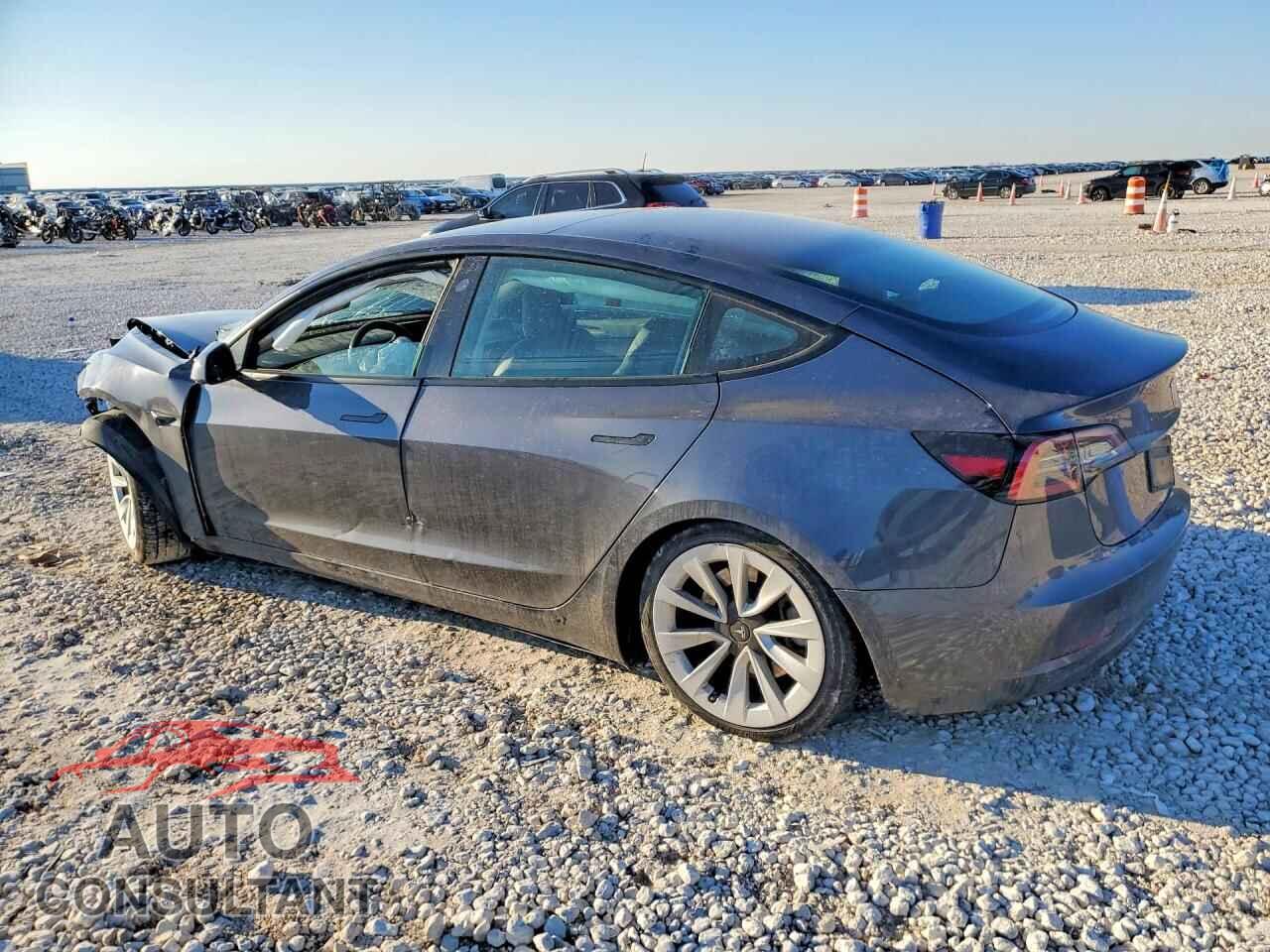 TESLA MODEL 3 2023 - 5YJ3E1EB8PF659728