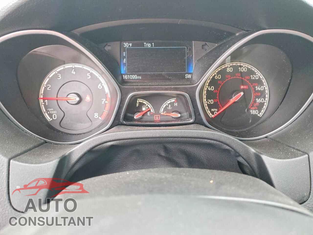 FORD FOCUS 2017 - 1FADP3L99HL310446