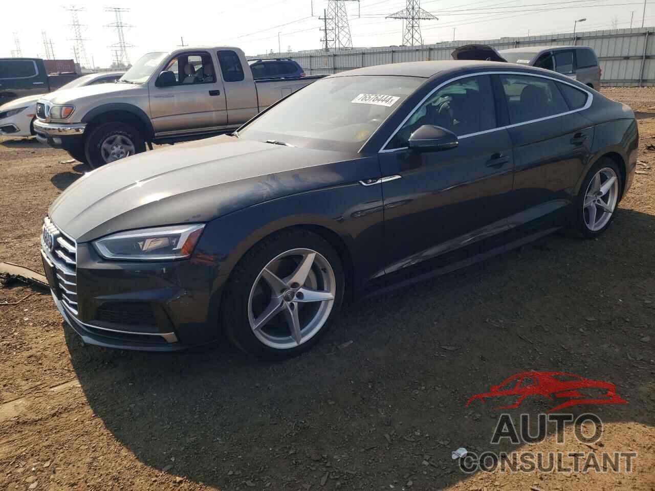 AUDI A5 2019 - WAUENCF52KA067107