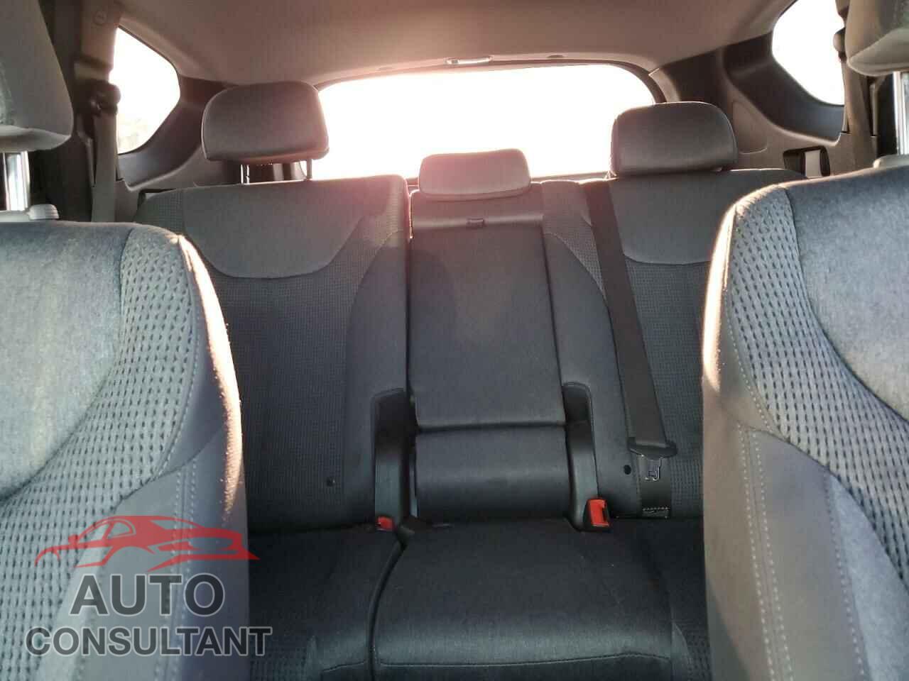 HYUNDAI SANTA FE 2019 - 5NMS33AD8KH008689