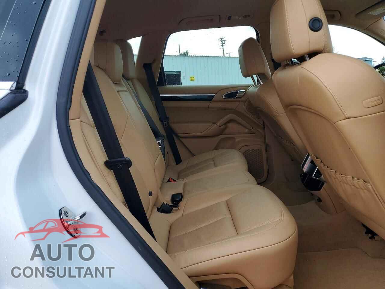 PORSCHE CAYENNE 2012 - WP1AA2A25CLA09078