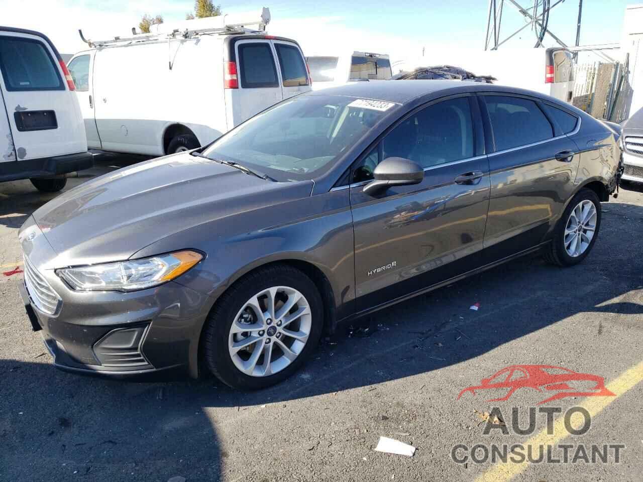 FORD FUSION 2019 - 3FA6P0LU8KR136020