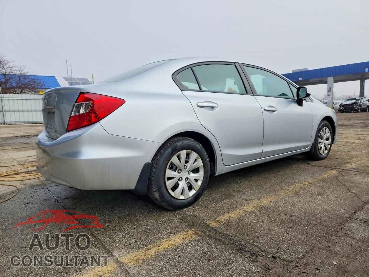 HONDA CIVIC 2012 - 2HGFB2F55CH598445