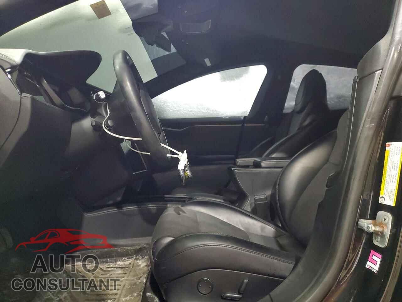 TESLA MODEL S 2018 - 5YJSA1E25JF266770