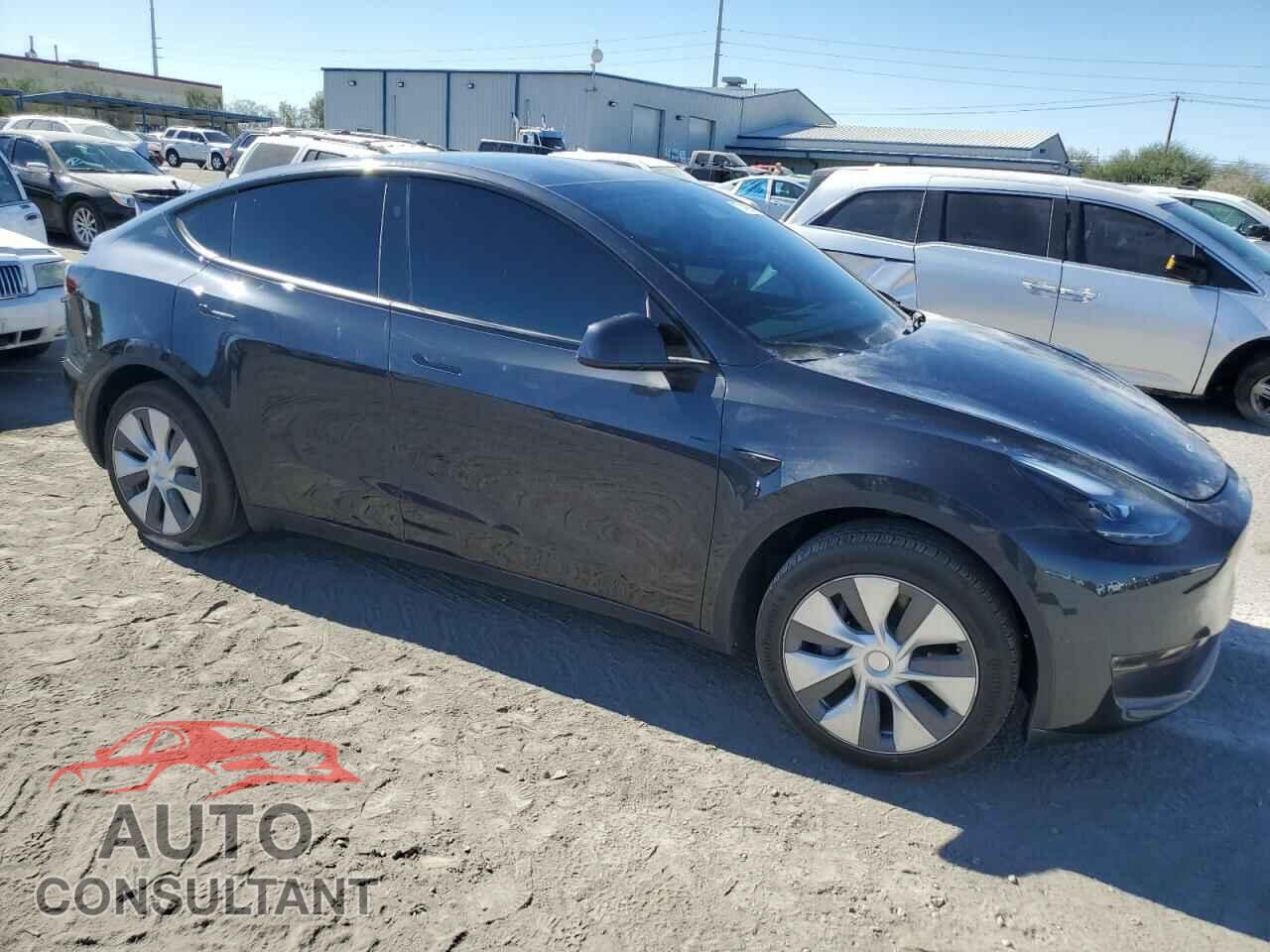 TESLA MODEL Y 2024 - 7SAYGAEEXRF986437