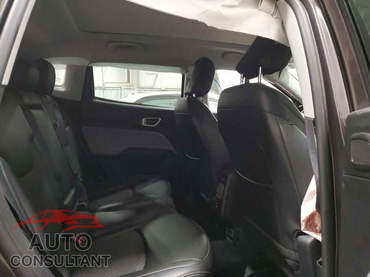 JEEP COMPASS 2022 - 3C4NJDBB0NT148345