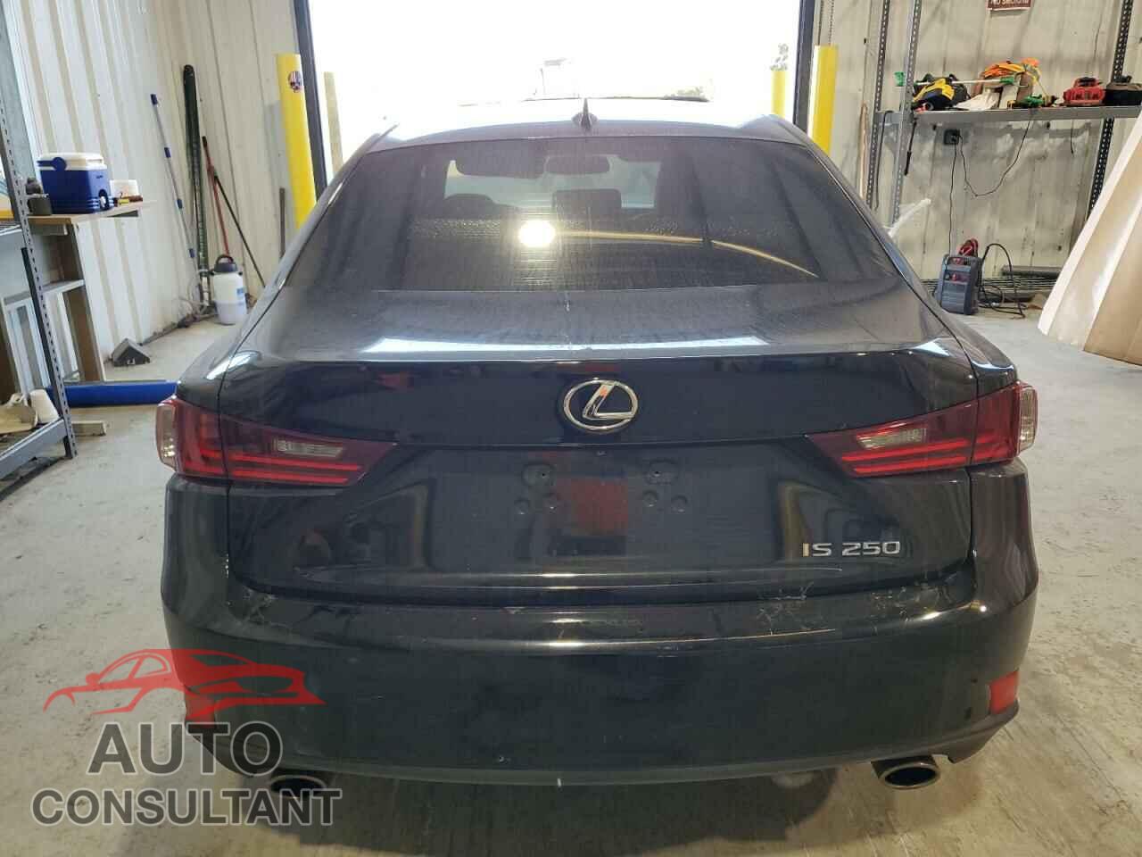 LEXUS IS 2014 - JTHBF1D20E5024476