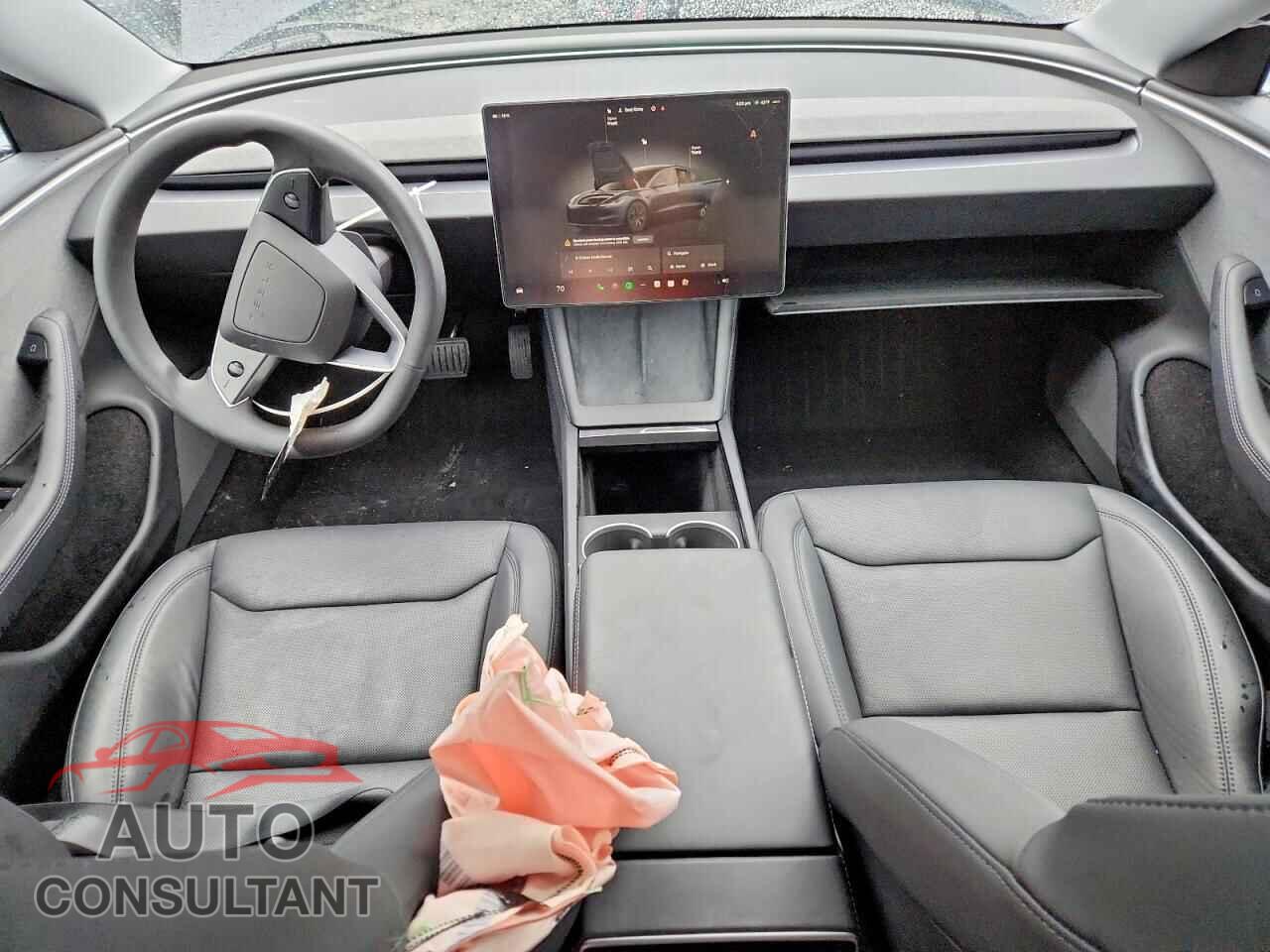 TESLA MODEL 3 2024 - 5YJ3E1EA9RF861200