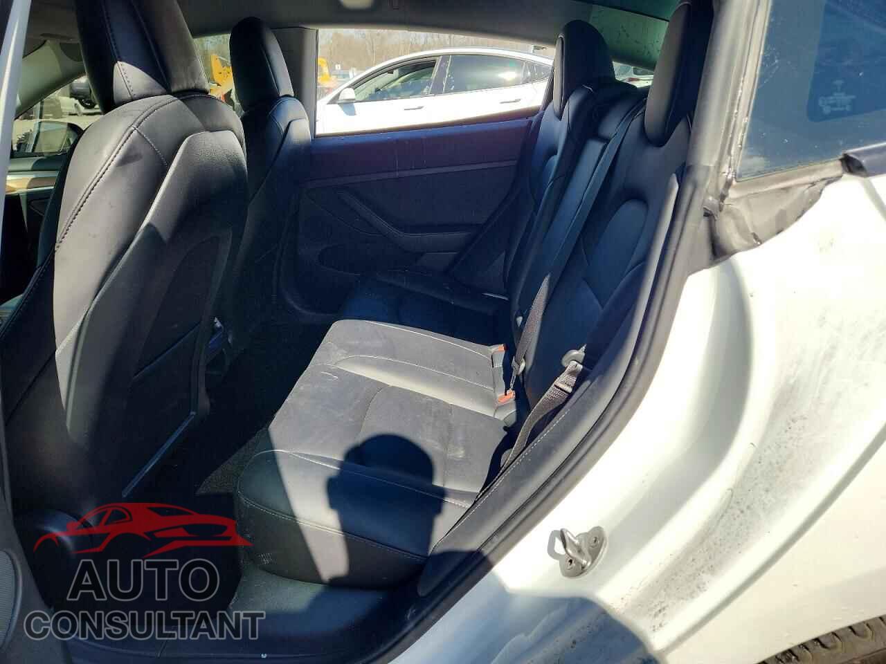 TESLA MODEL 3 2022 - 5YJ3E1EB2NF244580