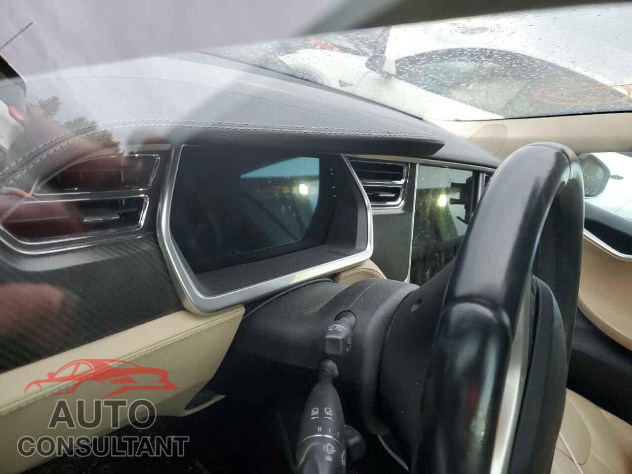 TESLA MODEL S 2012 - 5YJSA1DP5CFS00607