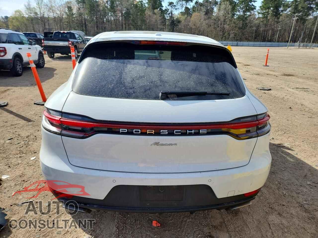 PORSCHE MACAN 2021 - WP1AA2A55MLB12402