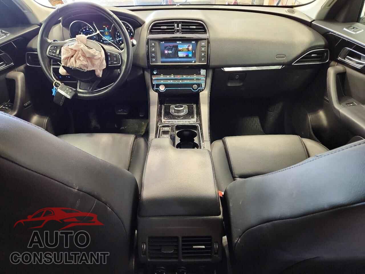 JAGUAR F-PACE 2018 - SADCJ2FX7JA320250