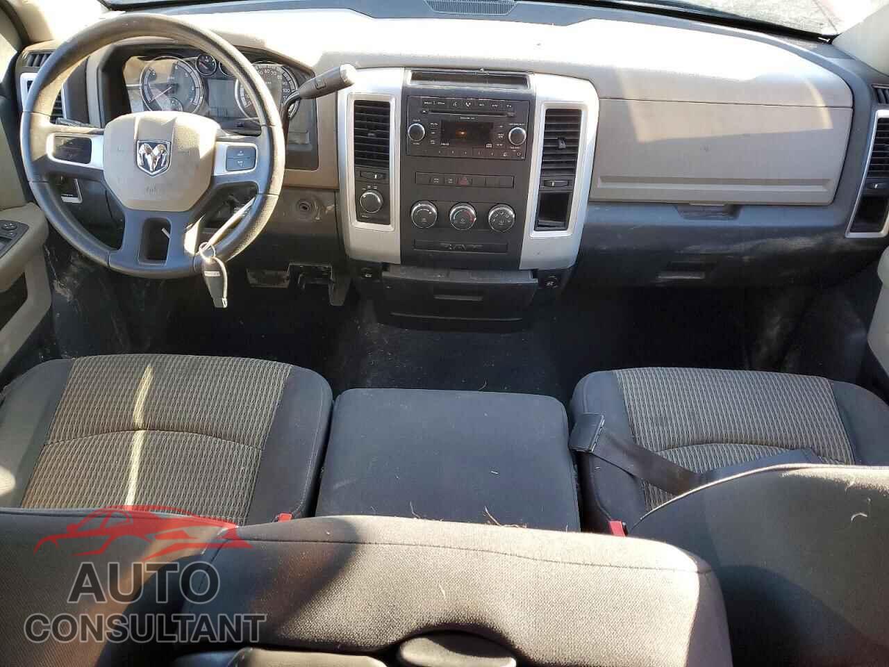 DODGE RAM 1500 2009 - 1D3HV18TX9S808230