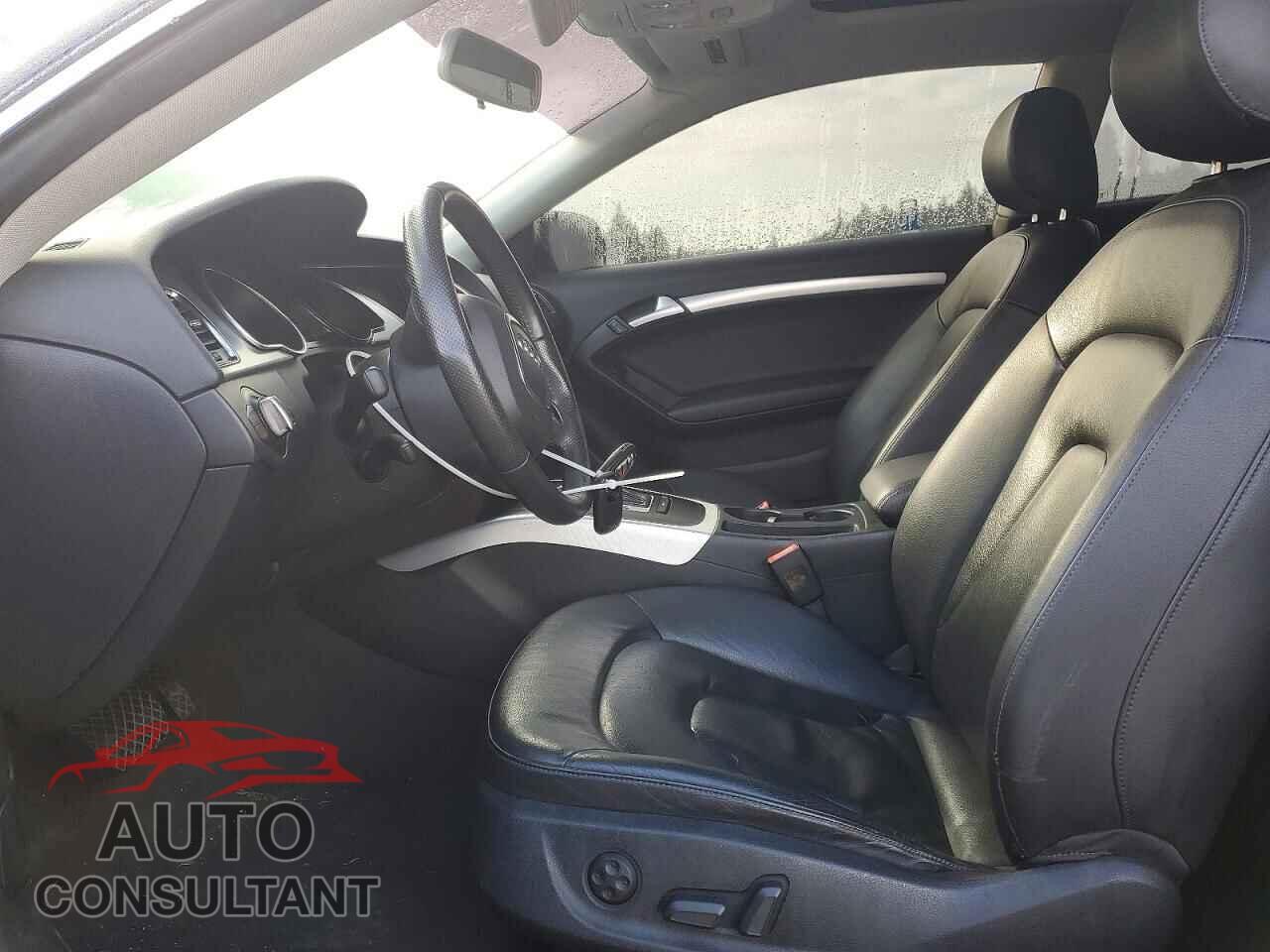 AUDI A5 2010 - WAUCFAFR0AA001441