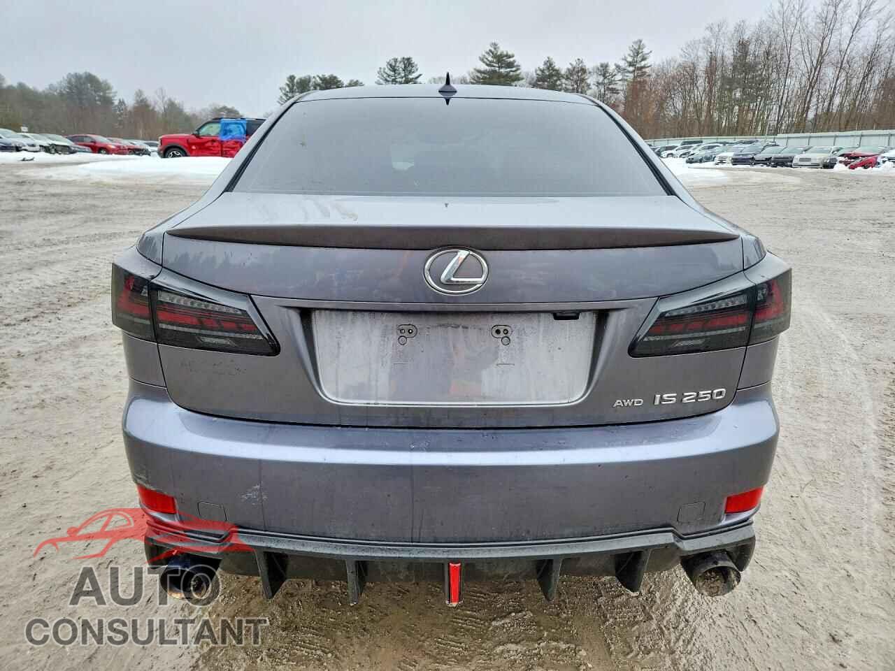 LEXUS IS 2013 - JTHCF5C24D5063082