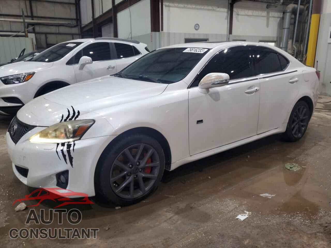 LEXUS IS 2011 - JTHCE5C26B5000906