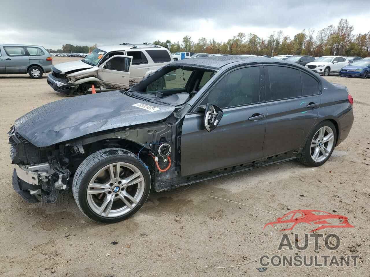 BMW 3 SERIES 2017 - WBA8E1C51HK895156